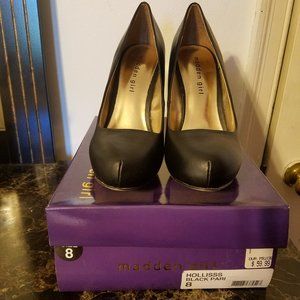 Madden Girl, Size 8 , Black Pump
